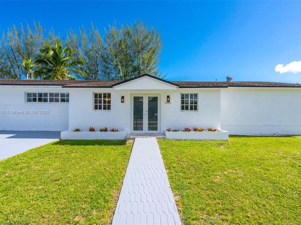 17921 SW 108th Ct, Miami FL 33157