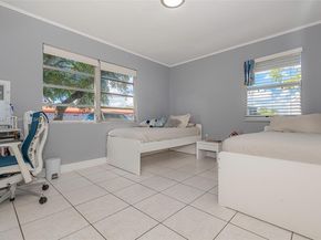 1521 NE 131st St, North Miami FL 33161