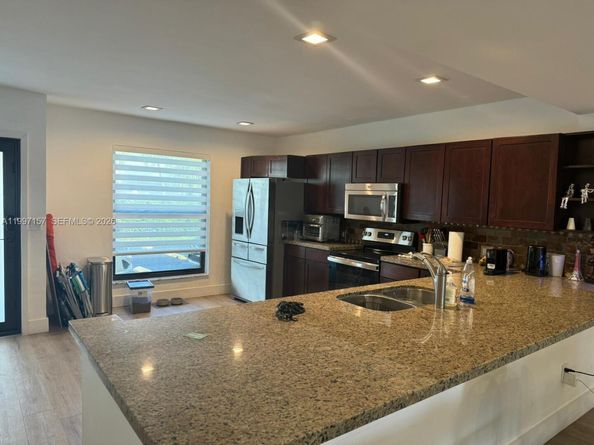 3720 NE 167th St 39, North Miami Beach FL 33160