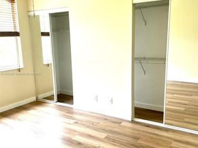 7886 Dixie Beach Cir 7886, Tamarac FL 33321