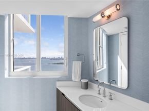 665 NE 25th St 2102, Miami FL 33137