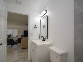 830 NW 19th Ter, Fort Lauderdale FL 33311