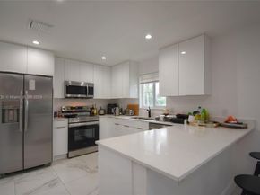 830 NW 19th Ter, Fort Lauderdale FL 33311