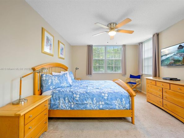 19999 E Country Club Dr 1208, Aventura FL 33180