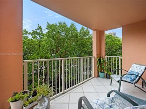 19999 E Country Club Dr 1208, Aventura FL 33180