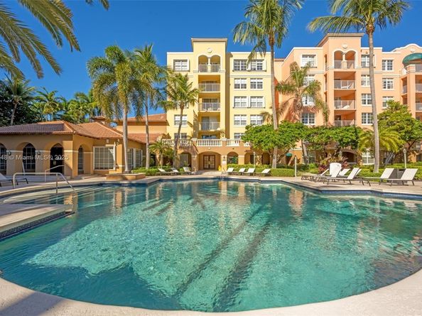 19999 E Country Club Dr 1208, Aventura FL 33180