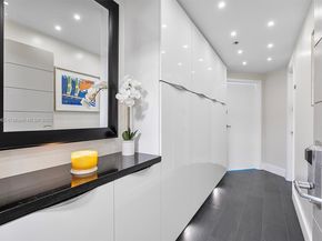 2889 Mcfarlane Rd 902, Miami FL 33133