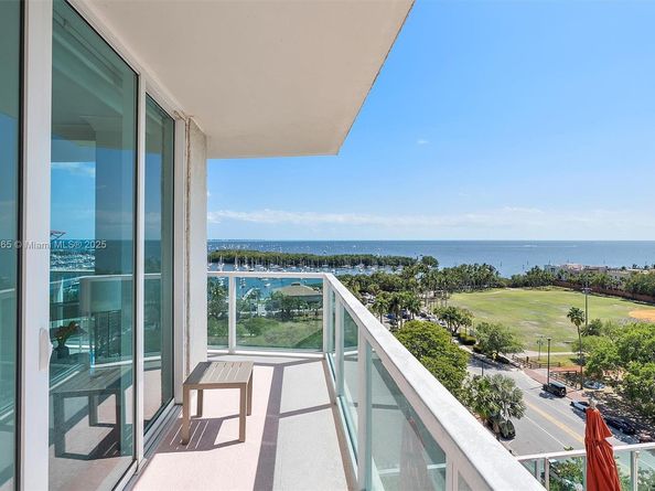 2889 Mcfarlane Rd 902, Miami FL 33133