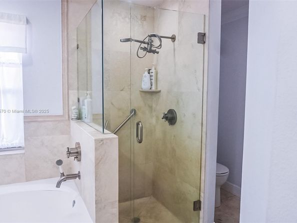 6864 Sugarloaf Key St, Lake Worth FL 33467