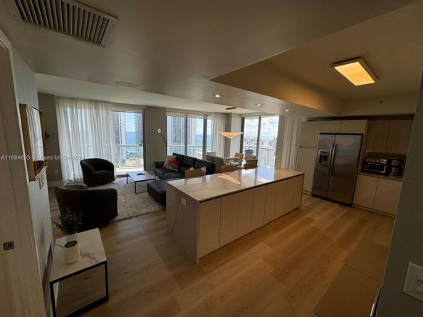 2600 E Hallandale Beach blvd T2701, Hallandale Beach FL 33009