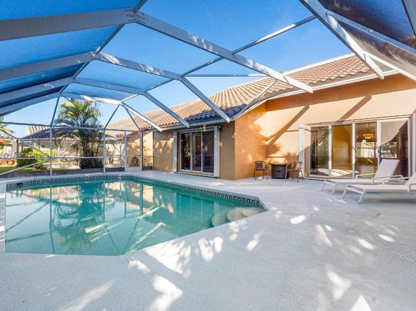 1200 NW 161st Ave, Pembroke Pines FL 33028