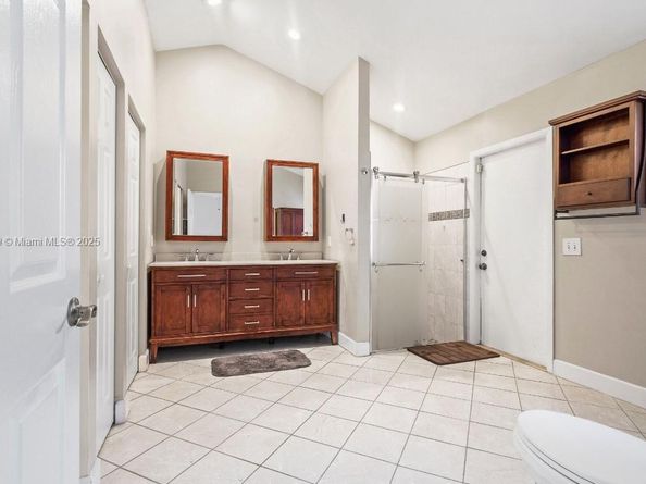 1200 NW 161st Ave, Pembroke Pines FL 33028