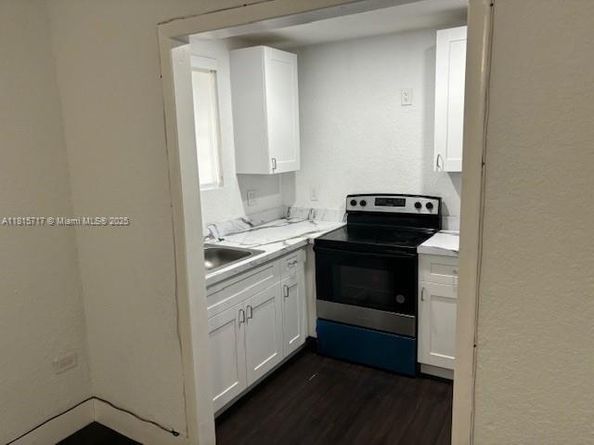 248 NW 69th St, Miami FL 33150