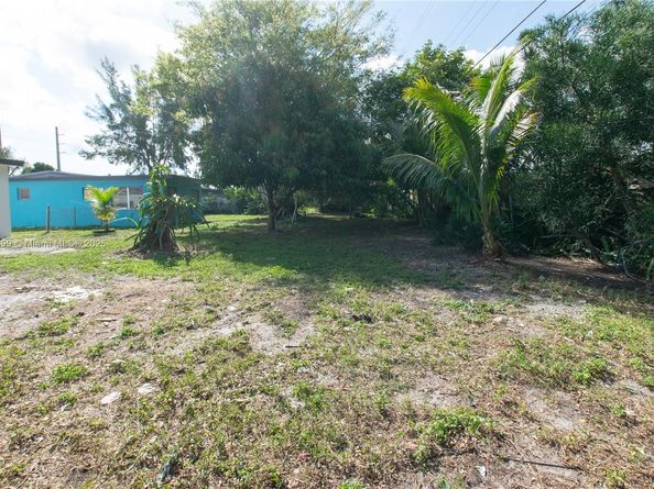 1167 NW 9th Ave, Fort Lauderdale FL 33311