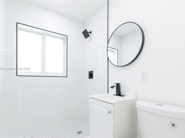 1167 NW 9th Ave, Fort Lauderdale FL 33311
