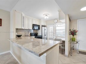 3199 S Ocean Dr 206, Hallandale Beach FL 33009