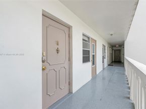 3199 S Ocean Dr 206, Hallandale Beach FL 33009