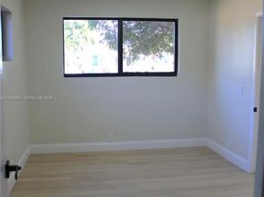 1449 SW 49th Ave, Fort Lauderdale FL 33317