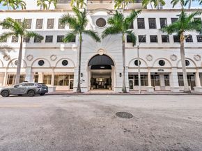 357 Almeria Ave 1106, Coral Gables FL 33134