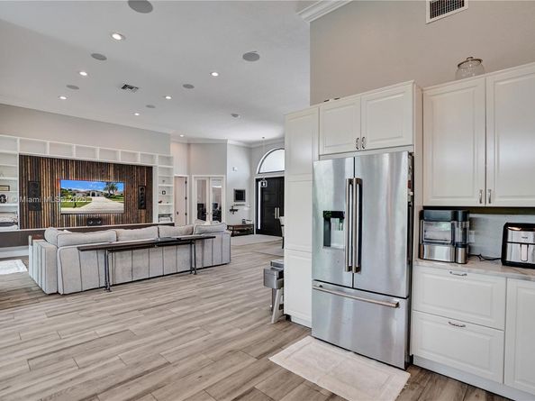 17809 Southwick Way, Boca Raton FL 33498