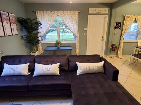 1679 NE 175th St, North Miami Beach FL 33162