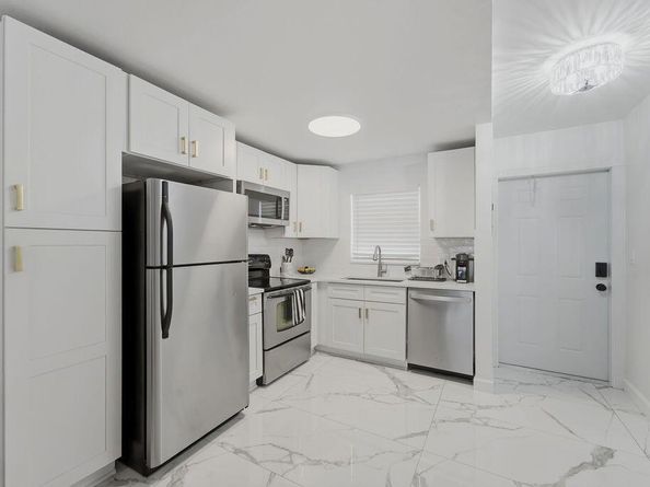 809 W Oakland Park Boulevard K2, Oakland Park FL 33311