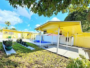 880 E 28th St, Hialeah FL 33013