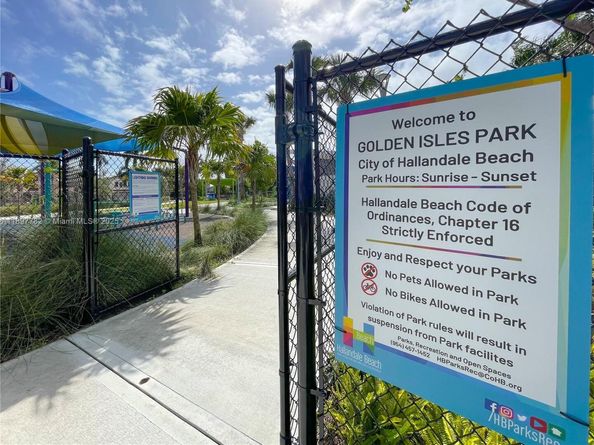 581 Blue Heron Dr 112B, Hallandale Beach FL 33009
