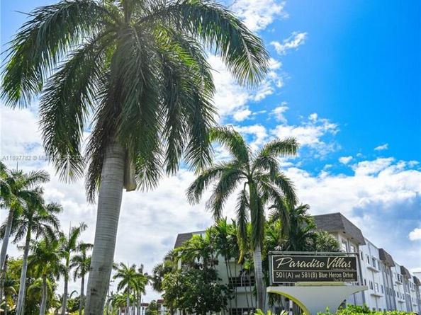 581 Blue Heron Dr 112B, Hallandale Beach FL 33009