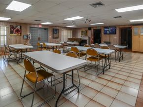 581 Blue Heron Dr 112B, Hallandale Beach FL 33009