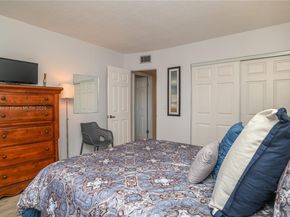 581 Blue Heron Dr 112B, Hallandale Beach FL 33009