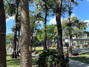 4850 NW 29th Ct 130, Lauderdale Lakes FL 33313