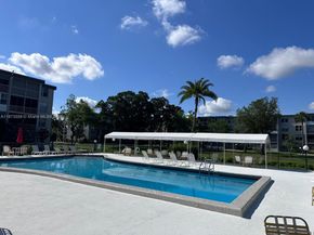 4850 NW 29th Ct 130, Lauderdale Lakes FL 33313