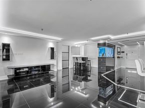 665 NE 195th St 326, Miami FL 33179