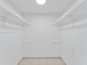 8420 SW 133rd Ave Rd 221, Miami FL 33183