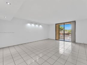 8420 SW 133rd Ave Rd 221, Miami FL 33183