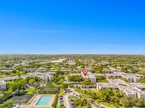 8420 SW 133rd Ave Rd 221, Miami FL 33183