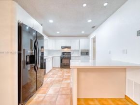 3815 SW 125th Ave, Miami FL 33175