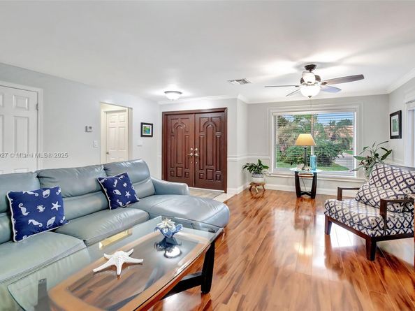 1780 SW 51st Ter, Plantation FL 33317