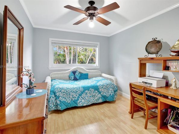 1780 SW 51st Ter, Plantation FL 33317