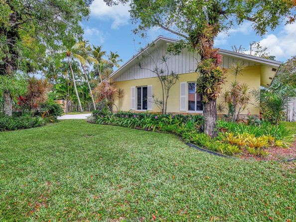 1780 SW 51st Ter, Plantation FL 33317