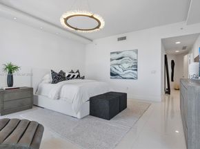 17301 Biscayne Blvd 2202, North Miami Beach FL 33160