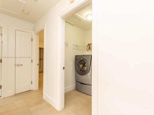 1310 Salzedo St 1310, Coral Gables FL 33134