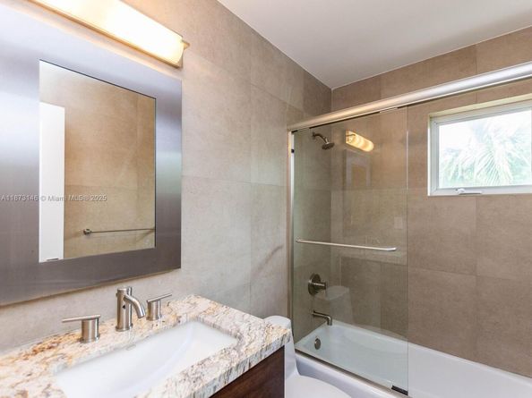 1310 Salzedo St 1310, Coral Gables FL 33134