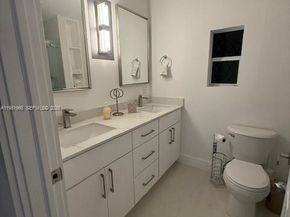 411 SE 6th Ave, Pompano Beach FL 33060