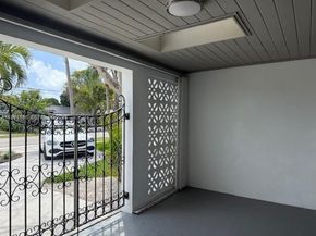 411 SE 6th Ave, Pompano Beach FL 33060