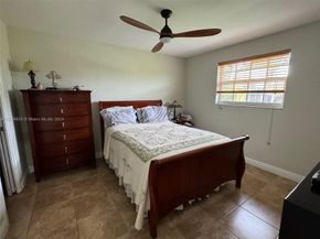 5500 SW 77th Ct 305, Miami FL 33155