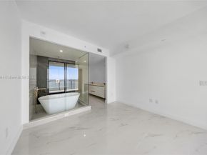 700 NE 24th street 3204, Miami FL 33137