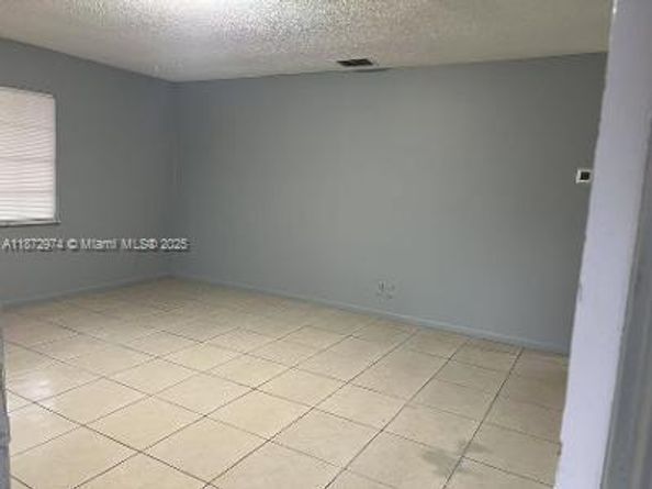 3100 Coral Springs Dr 2J, Coral Springs FL 33065
