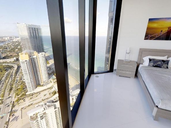 18555 Collins Ave 4804, Sunny Isles Beach FL 33160